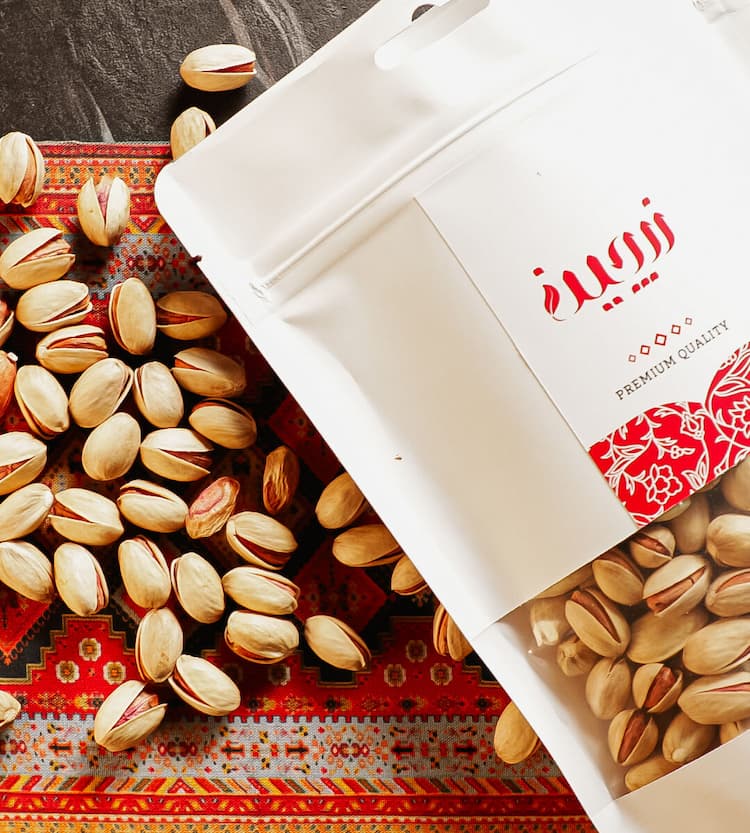 خرید پسته اکبری خام 500 گرمی