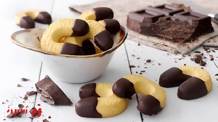 طرز تهیه شیرینی نعلی  راهنمای قدم‌به‌قدم برای شیرینی ترد
