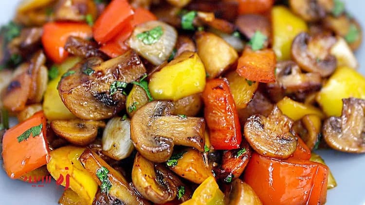 طرز تهیه خوراک قارچ و سبزیجات+ نکات مهم و میزان کالری برای هر نفر