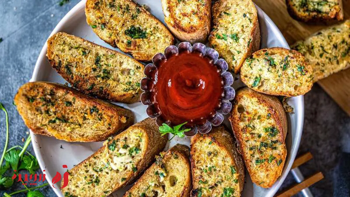 طرز تهیه نان سیر خانگی با فر و تابه + ترفندهای طعم حرفهای