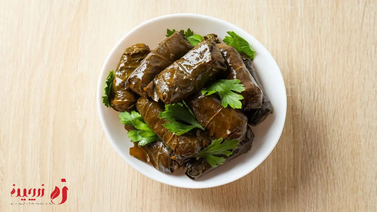 طرز تهیه دلمه برگ مو + نکاتی برای انتخاب برگ مو تازه