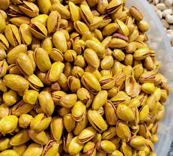 خرید پسته زعفرانی شور و بو داده با زعفران اصل