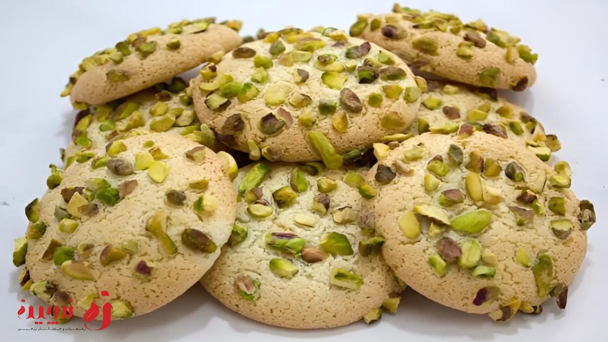 دستور مرحله ای تهیه شیرینی قرابیه بادام در خانه